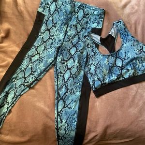 LuLaRoe Rise Sports Bra & Leggings Set